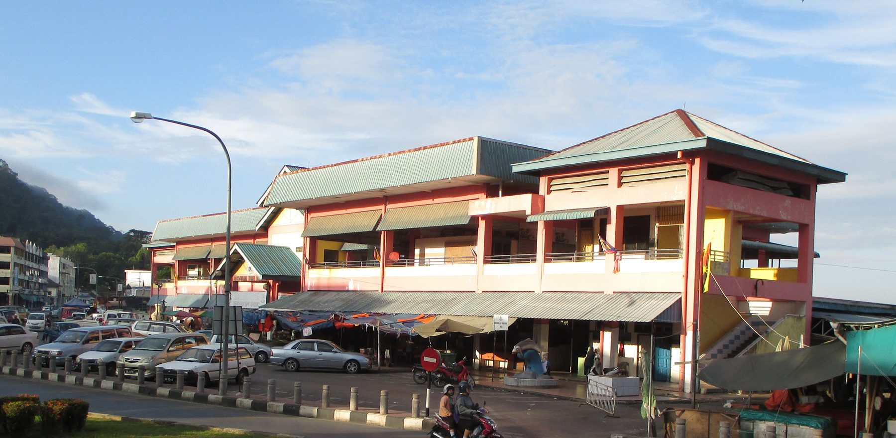 bangunan tamu limbang