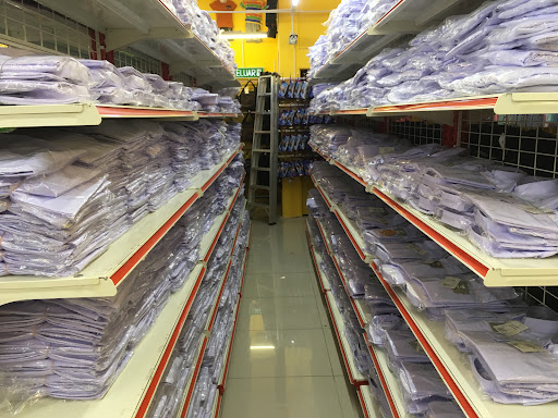 PASARAYA MM GUA MUSANG