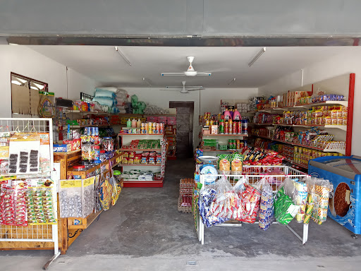 KEDAI RUNCIT KEBAKAT