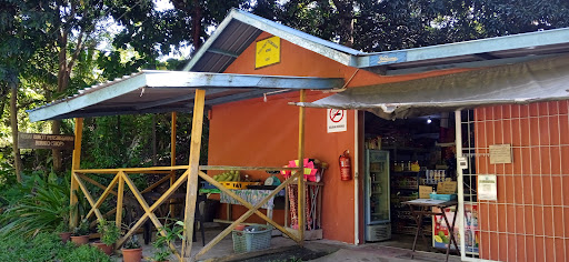 KEDAI RUNCIT PERSINGGAHAN BORNEO