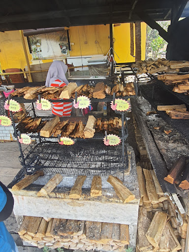 GERAI PIPUS KAK MANIS