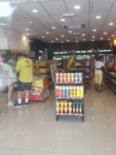 7-Eleven