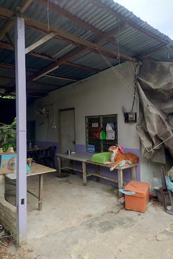 Kedai runcit rajoli pengedar ikan pekasam