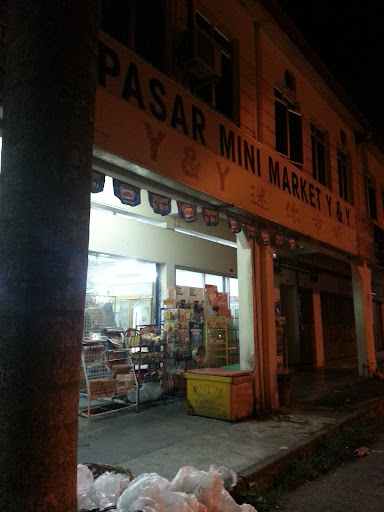 PASAR MINI MARKET Y & Y PASAR MINI MARKET Y & Y