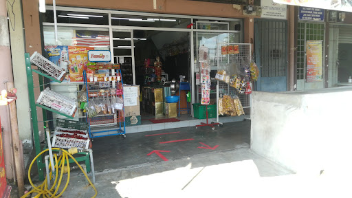 Diamond mini mart