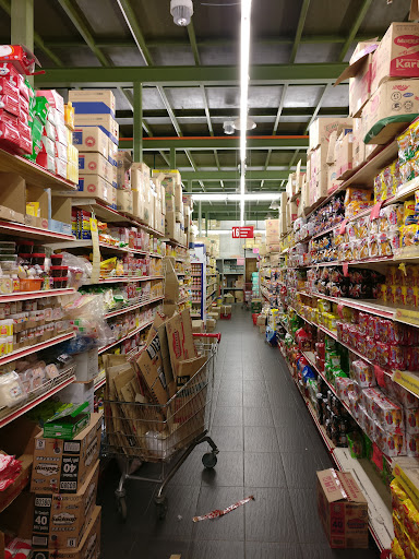 Mee Woo Superstore, Keningau, Sabah.