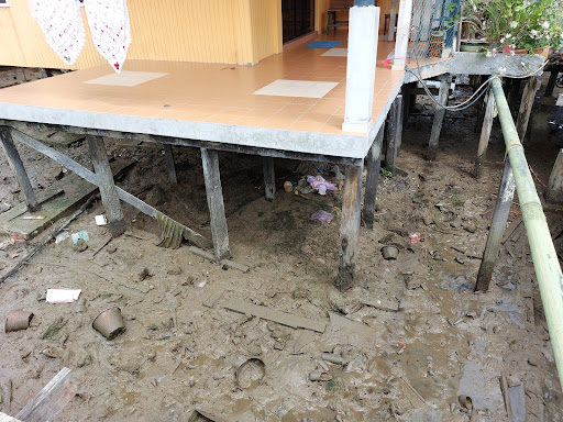 Kedai Runcit Batu Putih