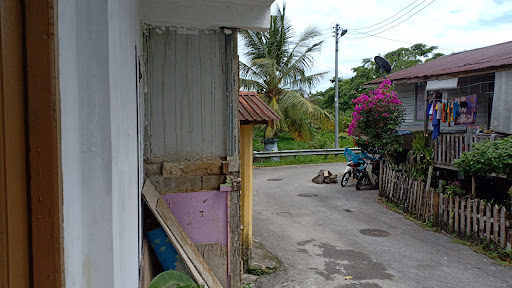 Kedai Runcit Kak Biah