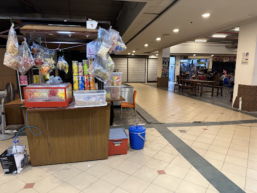 Kedai Runcit Borneo Street KL