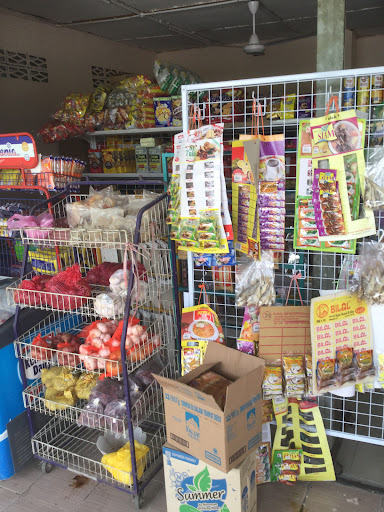 Kedai Runcit D EMMA HM ENT