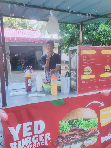Kedai Runcit Kak Sah