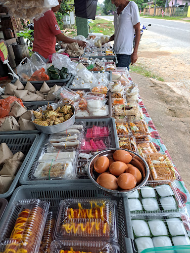 Kedai Runcit dan Warung Pagi Malike