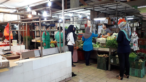 Pasar Taman Air Biru