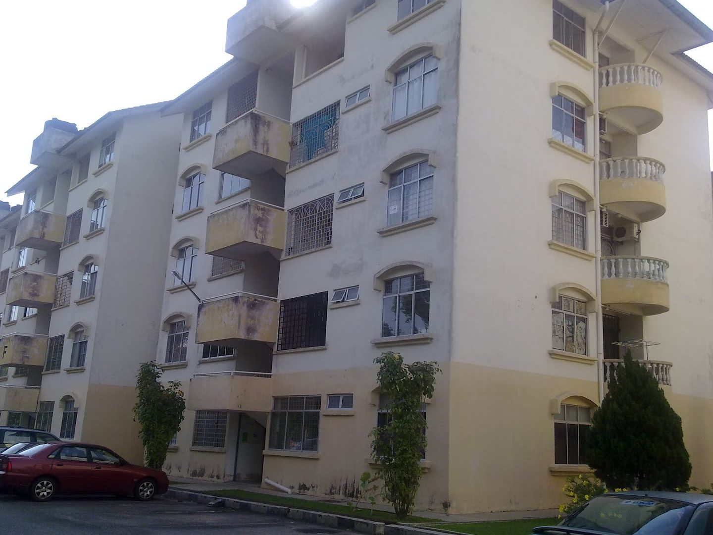 javin mart taman pelangi apartment tpa block h