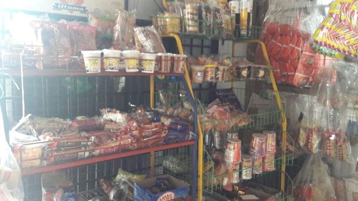 kedai runcit sharifah
