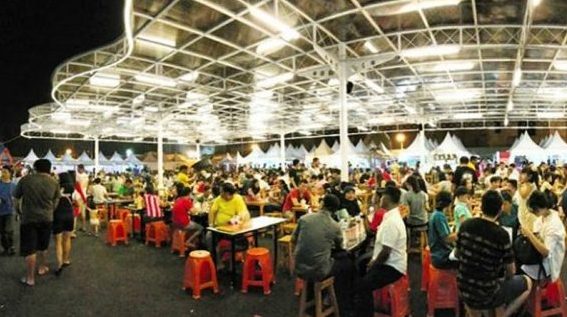 medan niaga lawas night market