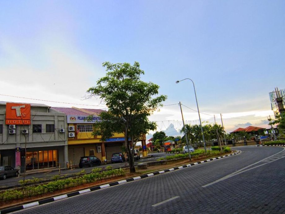 mini mart peladang beseri