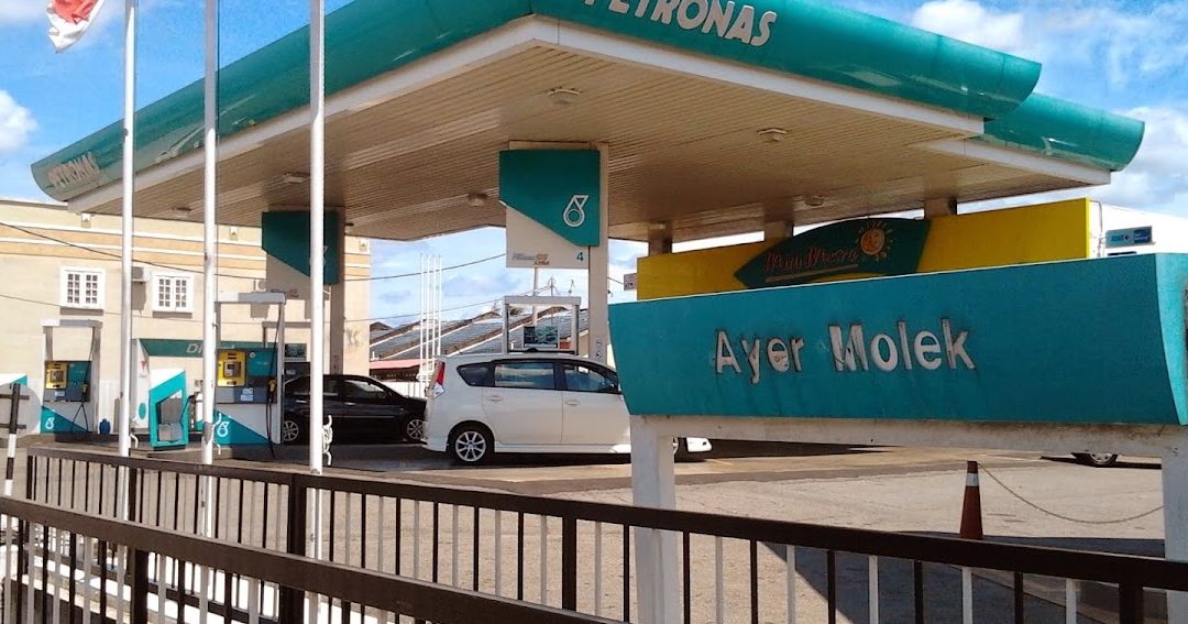 petronas air molek