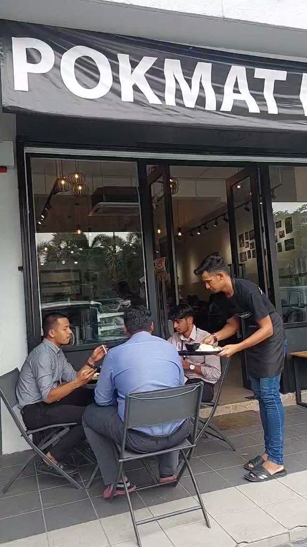 pokmat cafe