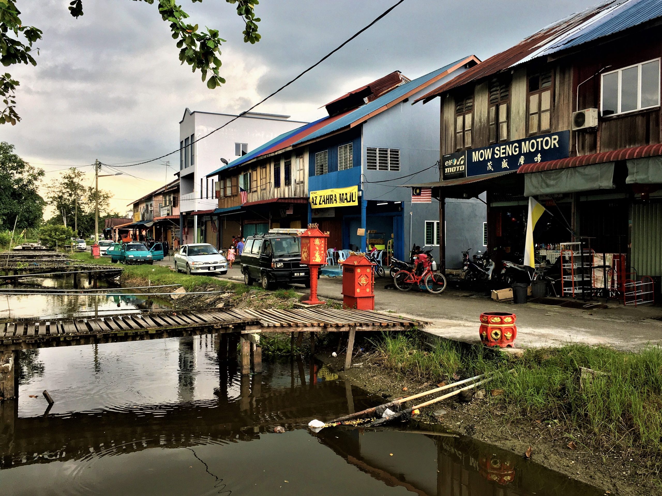 simpang tiga keladi enterprise scaled