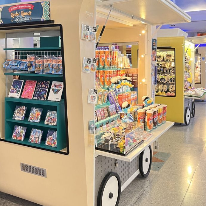 Sunway Theme Park Kedai Runcit 1 sunway theme park kedai runcit